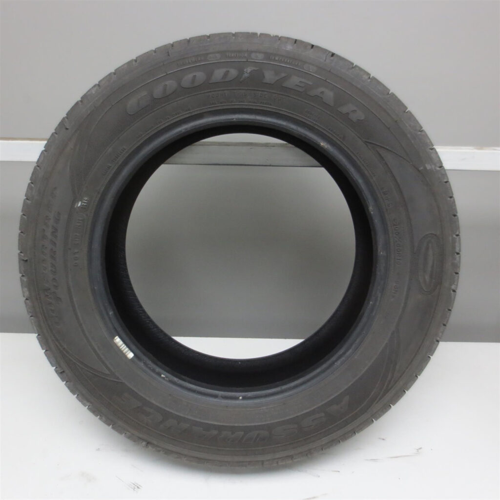 205 65R16 Goodyear Assurance Comfortred Touring 95H Tire 10 32nd No 